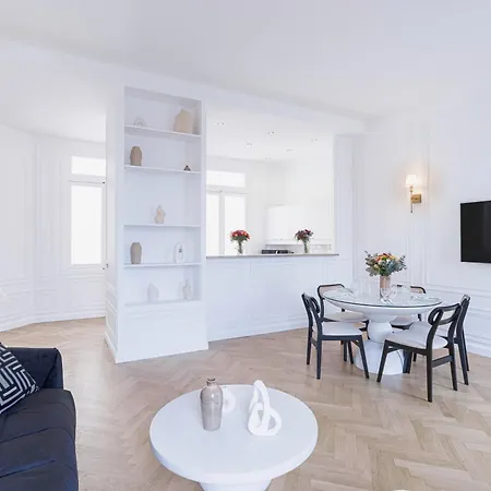 Apartment Le Napoleon - Luxe Et Serenite Au Coeur De Cannes