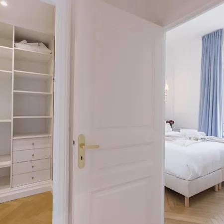 Apartment Le Napoleon - Luxe Et Serenite Au Coeur De Cannes